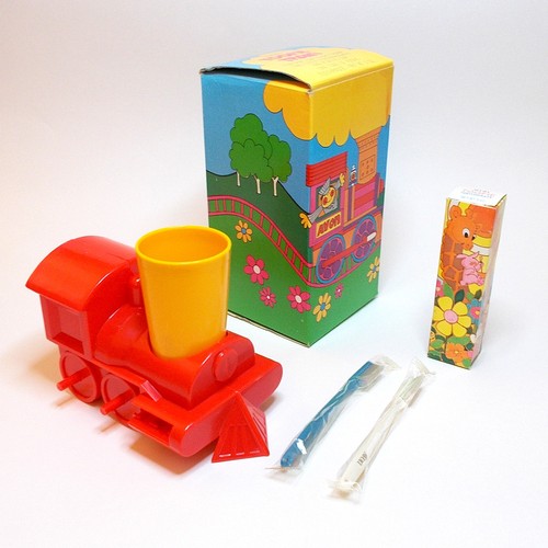 Old avon kids toofie - old,
