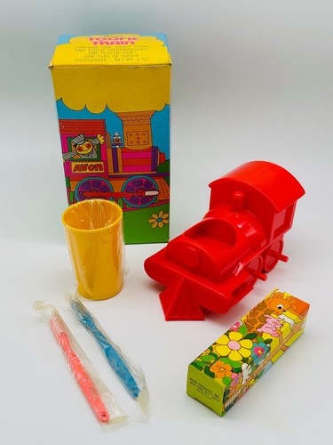 Vintage 1974 avon toffie train - vintage,