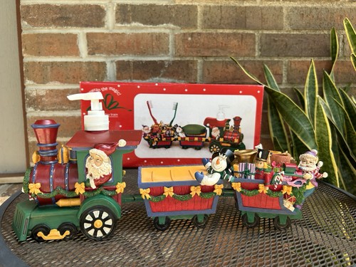Vtg christmas train bathroom - vtg,